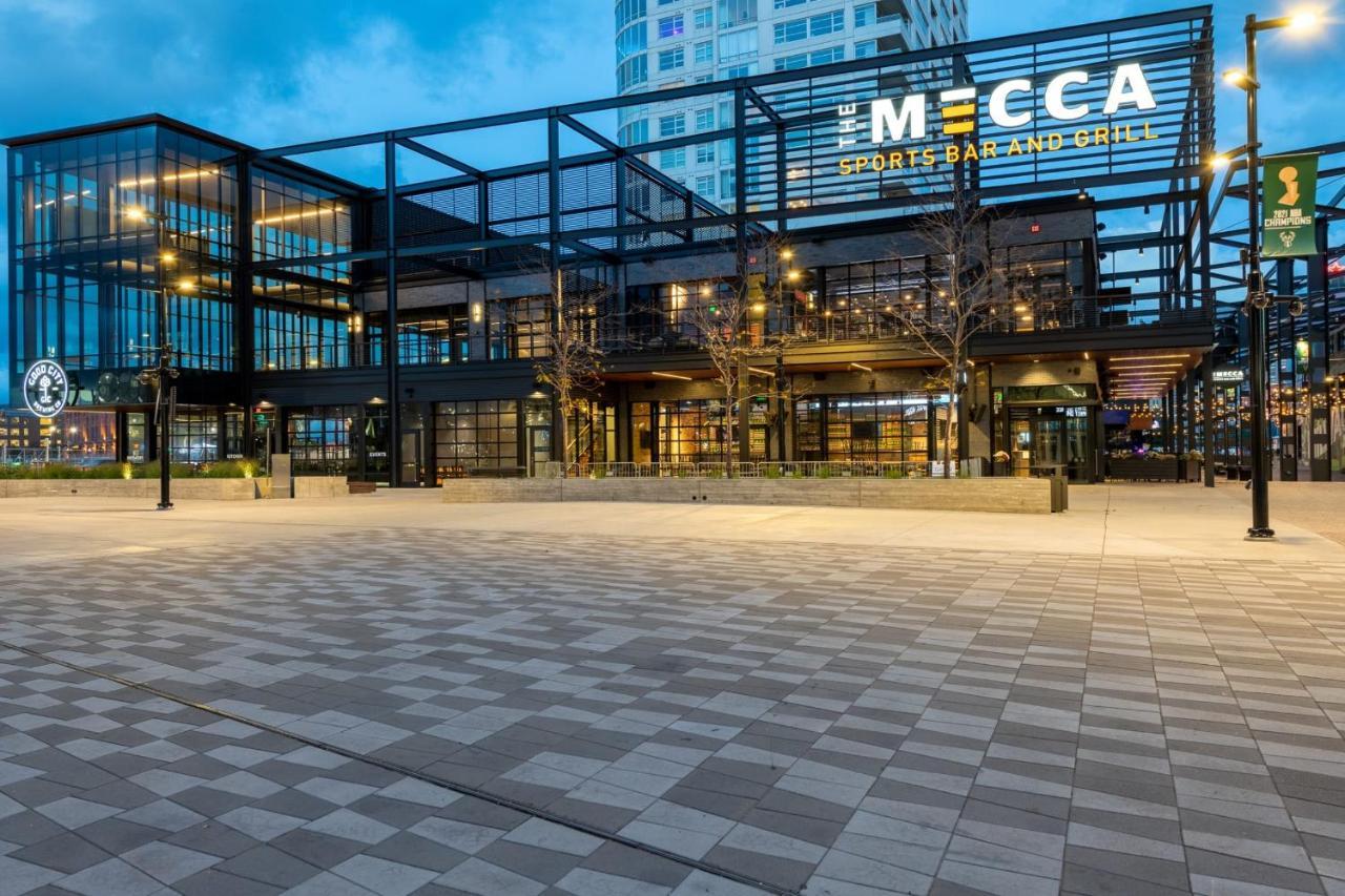 Flexhome Skywalk To Fiserv 1Br Apt U5 Мілвокі Екстер'єр фото