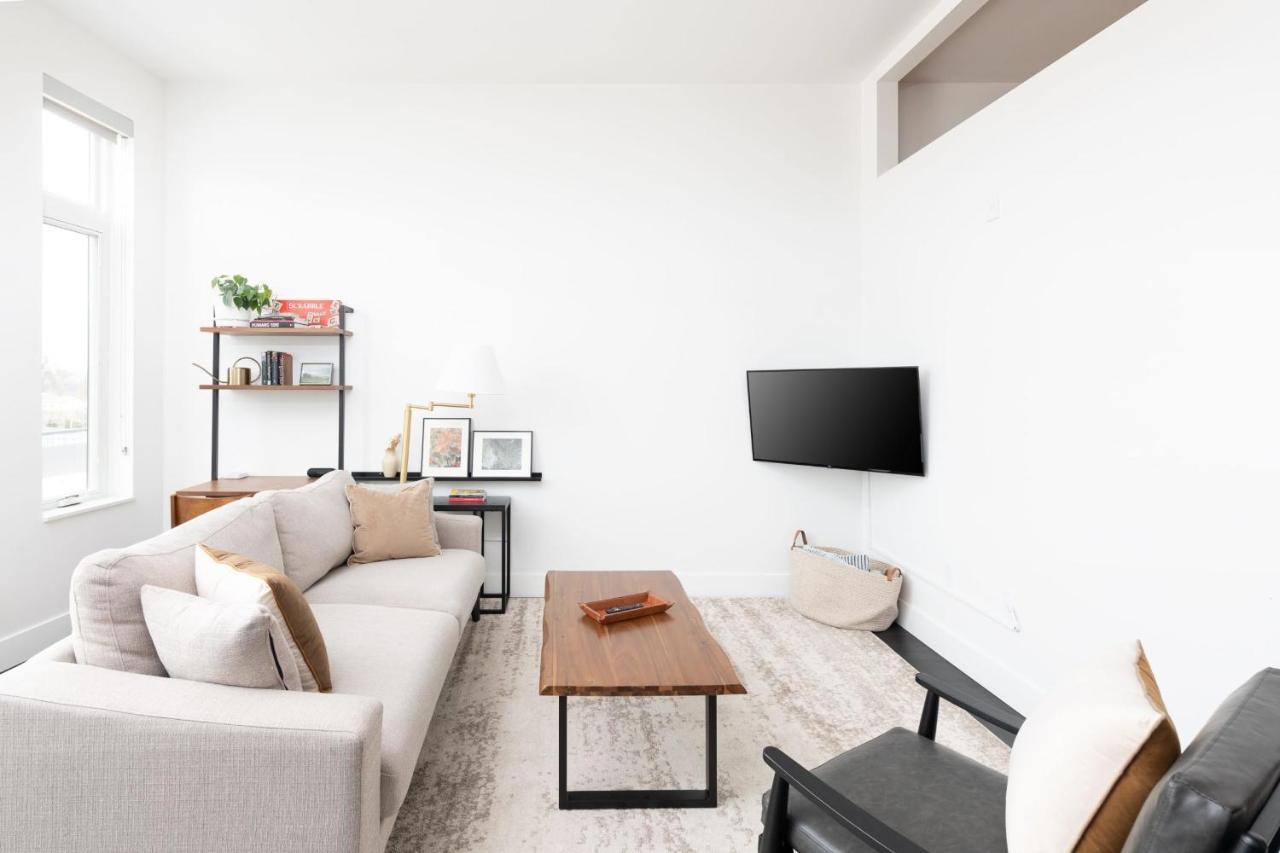 Flexhome Skywalk To Fiserv 1Br Apt U5 Мілвокі Екстер'єр фото